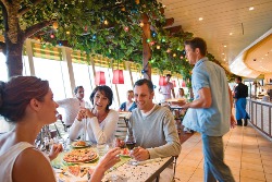 AIDA Gäste genießen die Pizzeria AIDA Gäste genießen die Pizzeria