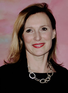 Portrait Jutta Lutz 220x300 Portrait Jutta Lutz 220x300
