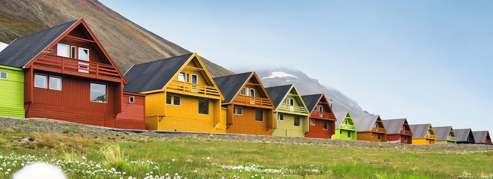 Spitzbergen Kreuzfahrten - Spitzbergener Architektur Spitzbergen Kreuzfahrten - Spitzbergener Architektur