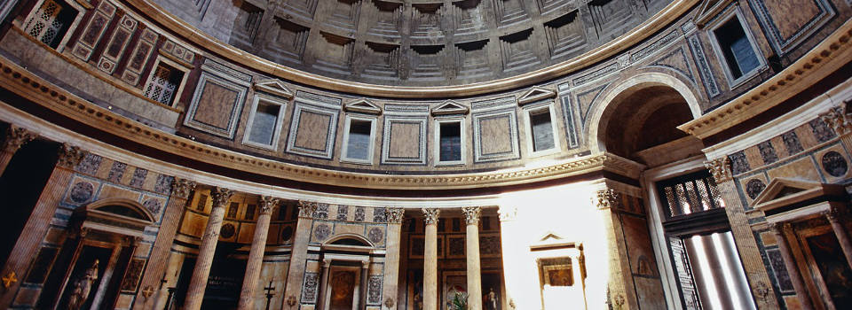 Innenraum des Pantheon in Rom Innenraum des Pantheon in Rom