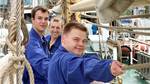 AIDA Azubis und Studenten stechen mit Segelschulschiff "Lissi" in See

v.v.n.h. Alexander Krahner, Florian Dittrich, Jens Meuche

Foto Lilienthal





